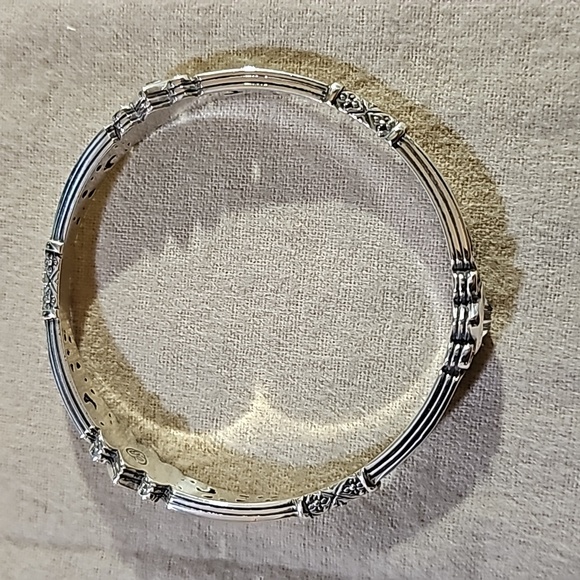 Brighton Bangle - Picture 4 of 4